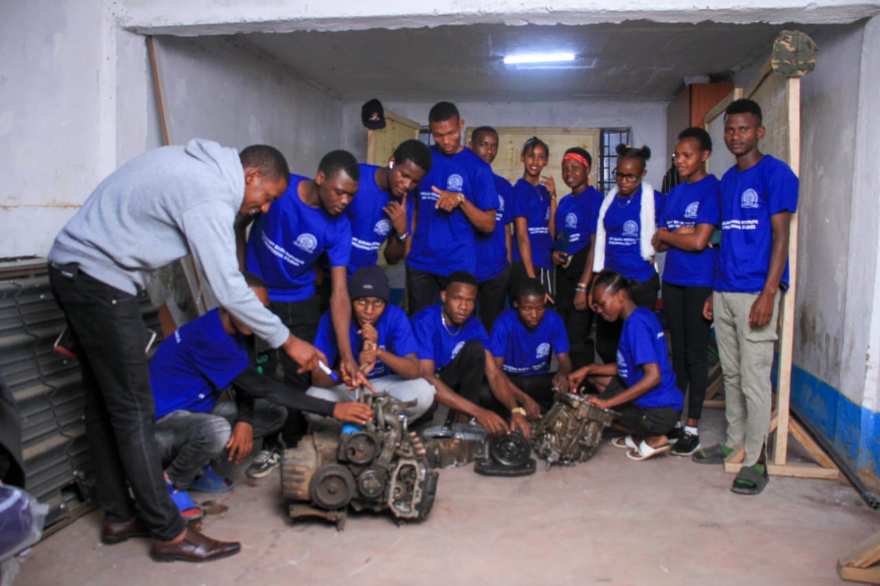 Welcome To Brilliant Baraka Institute of Professional Studies (BRIBIPS)